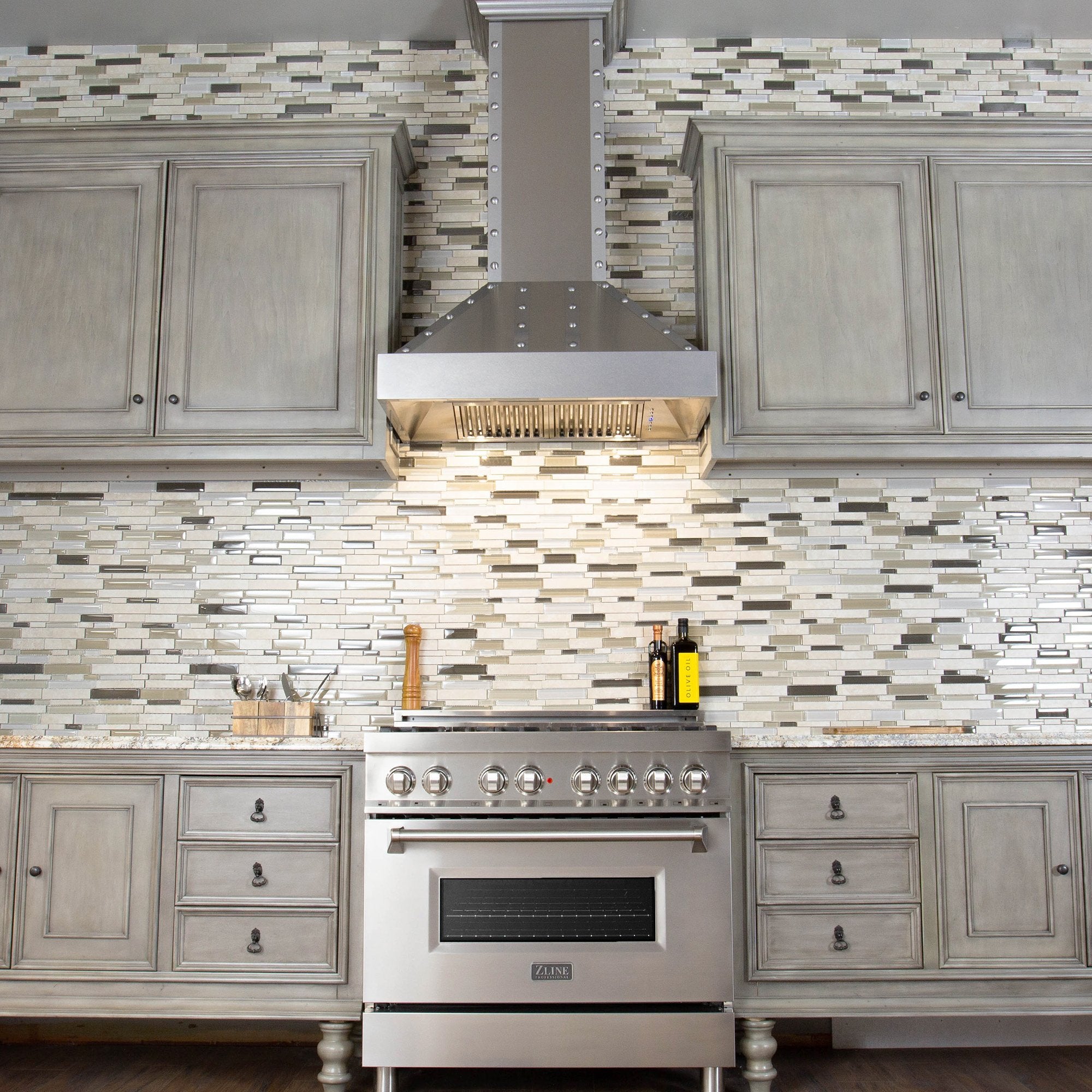 ZLINE Convertible Vent Designer Series Wall Mount Range Hood in DuraSnow™ Stainless Steel - 655-4SSSS