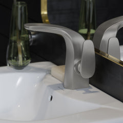 Swiss Madison Château Single Hole, Single-Handle, Bathroom Faucet - SM-BF00