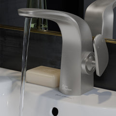 Swiss Madison Château Single Hole, Single-Handle, Bathroom Faucet - SM-BF00