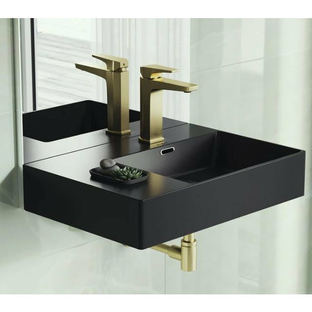 Swiss Madison St. Tropez 24 x 18 Ceramic Wall Hung Sink with Right Side Faucet Mount, Matte Black - SM-WS323MB
